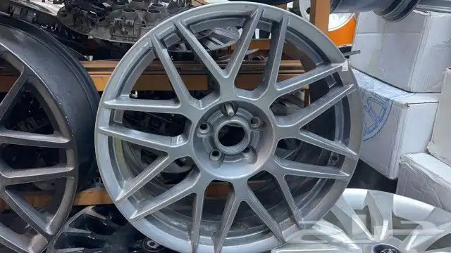 يتوفر لدينا جنوط موسنتج 14