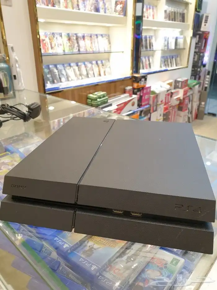 اجهزه بلايستيشن 4 مستعمل سوني رواد للالعاب 4