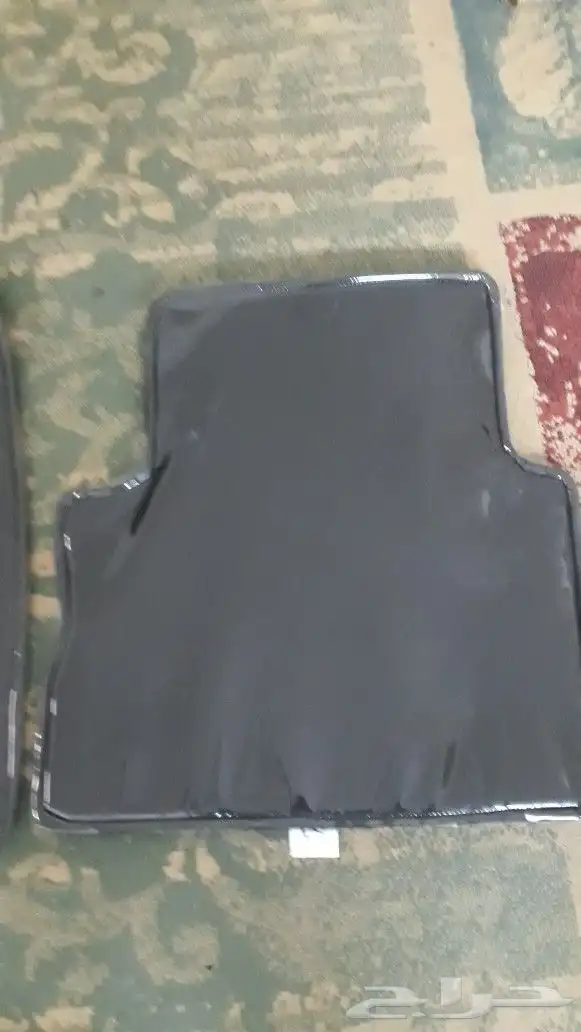 للبيع فرشات (دعاسات)مازدا بحاله الوكاله 2