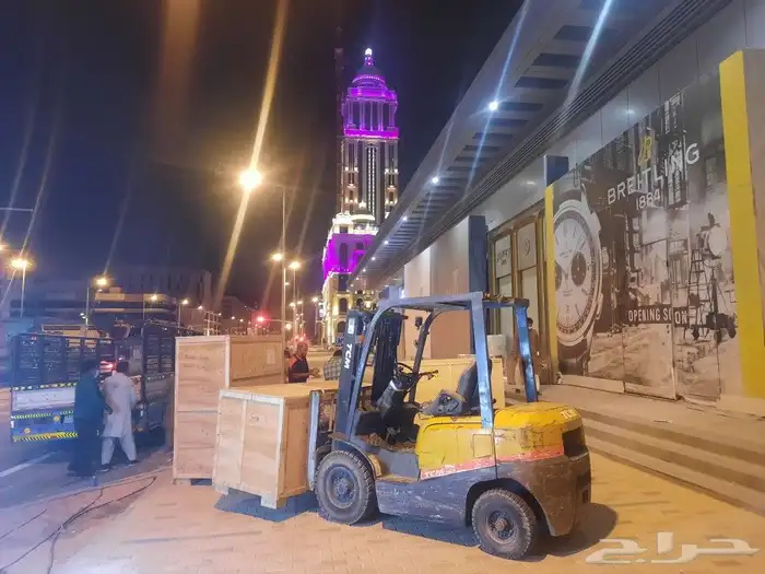 رافعات شوكيه فواركلفت للايجار 0508119399 0