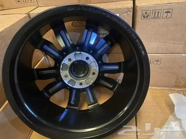 جنوط لكزس 570 بلاك اديشن 2021 8