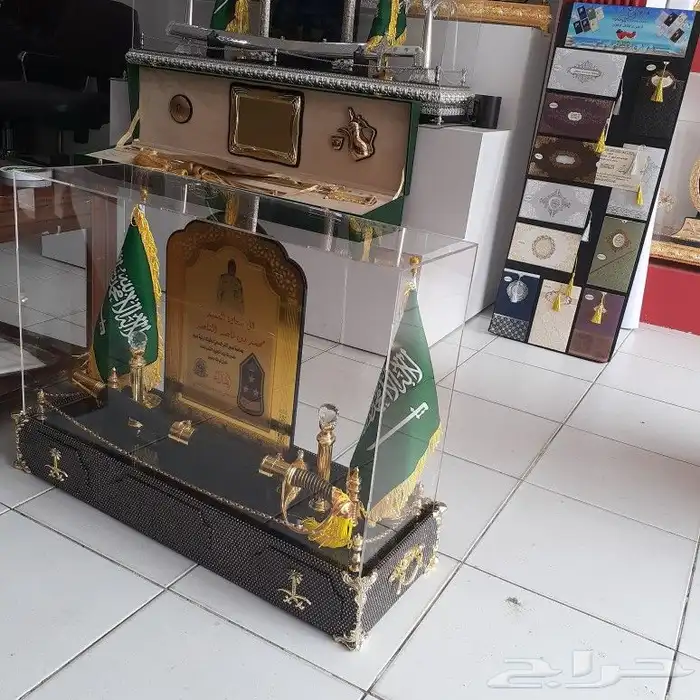 دروع تذكارية 7