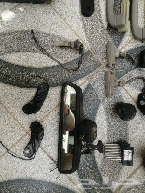 قطع غيار بي ام bmw e39 530i 28