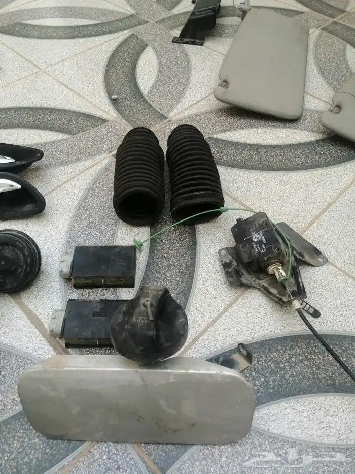 قطع غيار بي ام bmw e39 530i 36