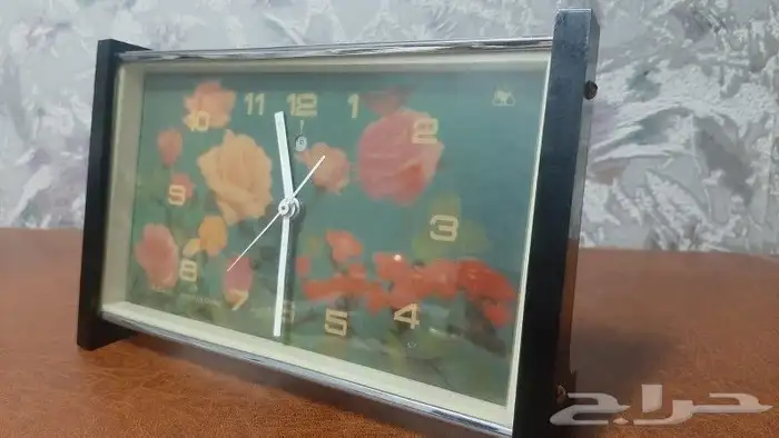 ساعه تراثيه تعمل بالتعشيه 2