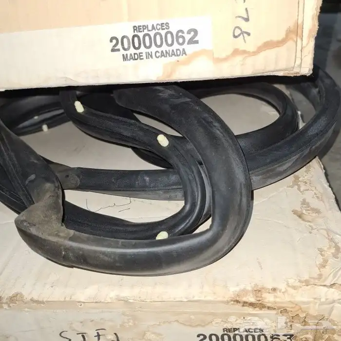 قطع متنوعه بيوك تاون كار كابرس فورد 16