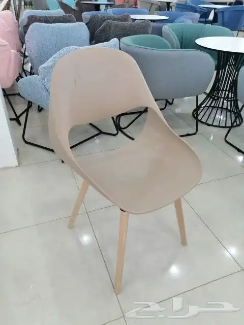 كراسي حديد بكل الألوان 11