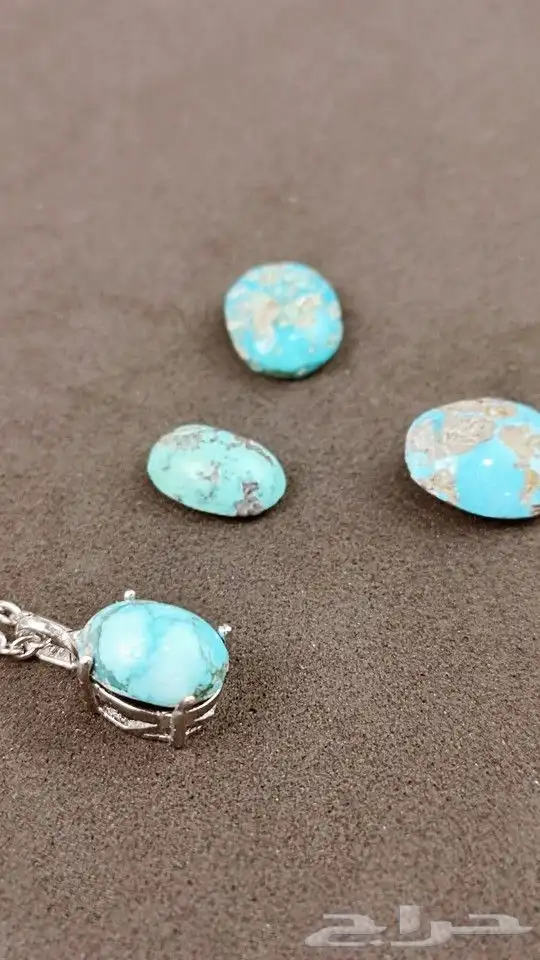 قلادات بأحجر طبيعية 0