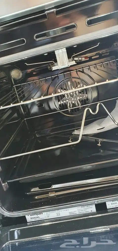 فرن 60 بومباني غاز ديجتال ايطالي بمروحه توزيع حراره 5