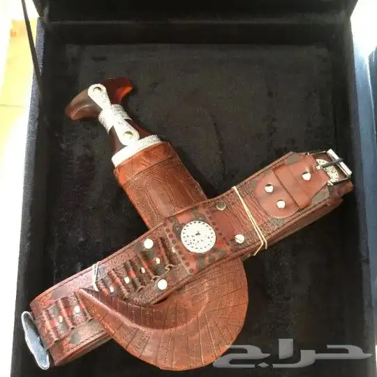 دروع وسيوف ومشالح بنرات بسعر الجمله 33