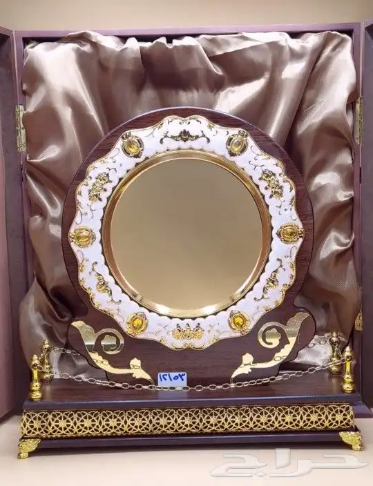 أشكال جديدة للدروع التذكارية فاخرة 46