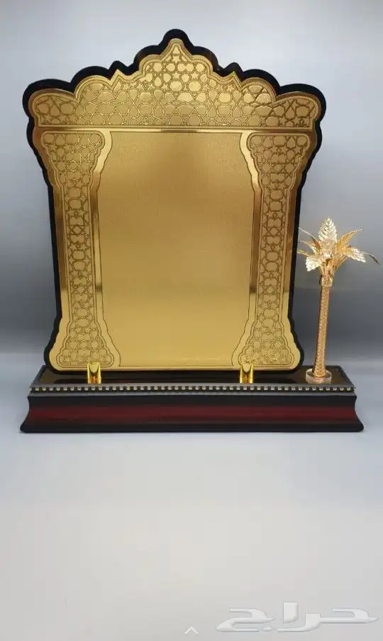 أشكال جديدة للدروع التذكارية فاخرة 9