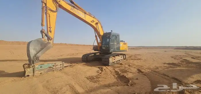 للايجار فقط معدات ثقيله بوكلينات شياول لوبد لنقل المعدات 1