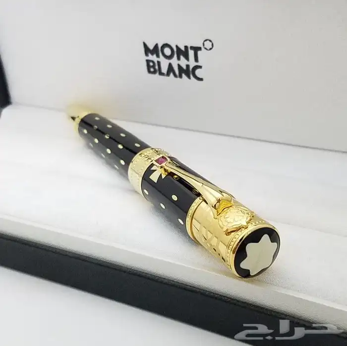 طقم قلم وكبك 8