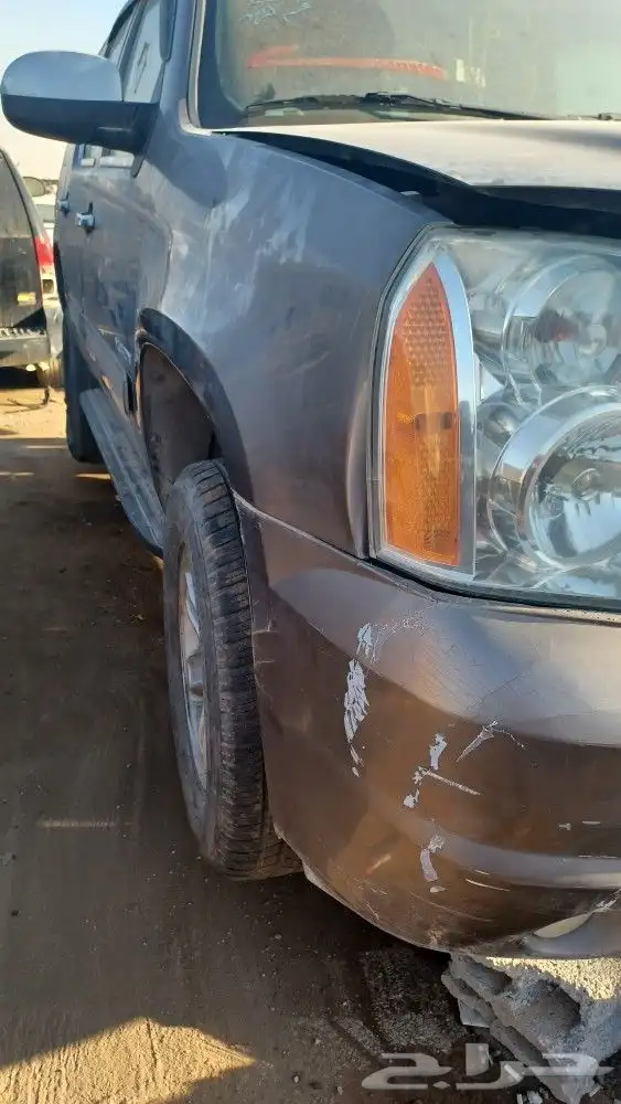 GMC قطع غيار يوكن 2013 3