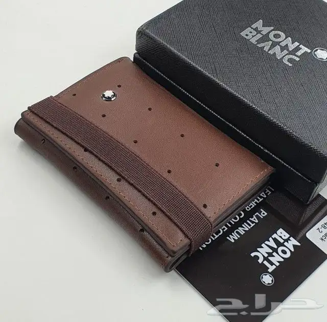 محافظ ماركات 26