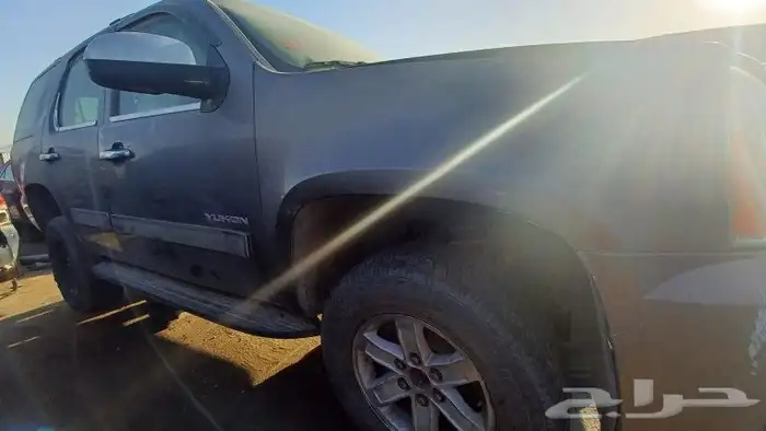 GMC قطع غيار يوكن 2013 8