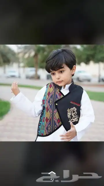 سديريات ودقلات وبشوت وفساتين مع تطريز الاسم 7