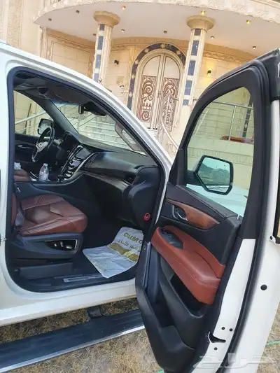 للبيع كدلك اسكاليد فل ك مديل 2015 دفعة ثانية 54