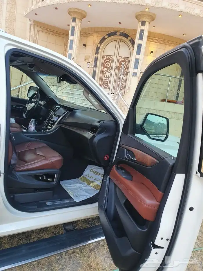 للبيع كدلك اسكاليد فل ك مديل 2015 دفعة ثانية 54