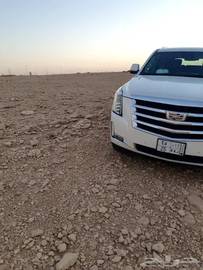 للبيع كدلك اسكاليد فل ك مديل 2015 دفعة ثانية 76