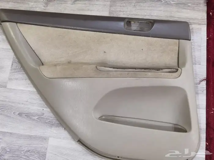 كامري 2006 تشليح قطع فقط 3