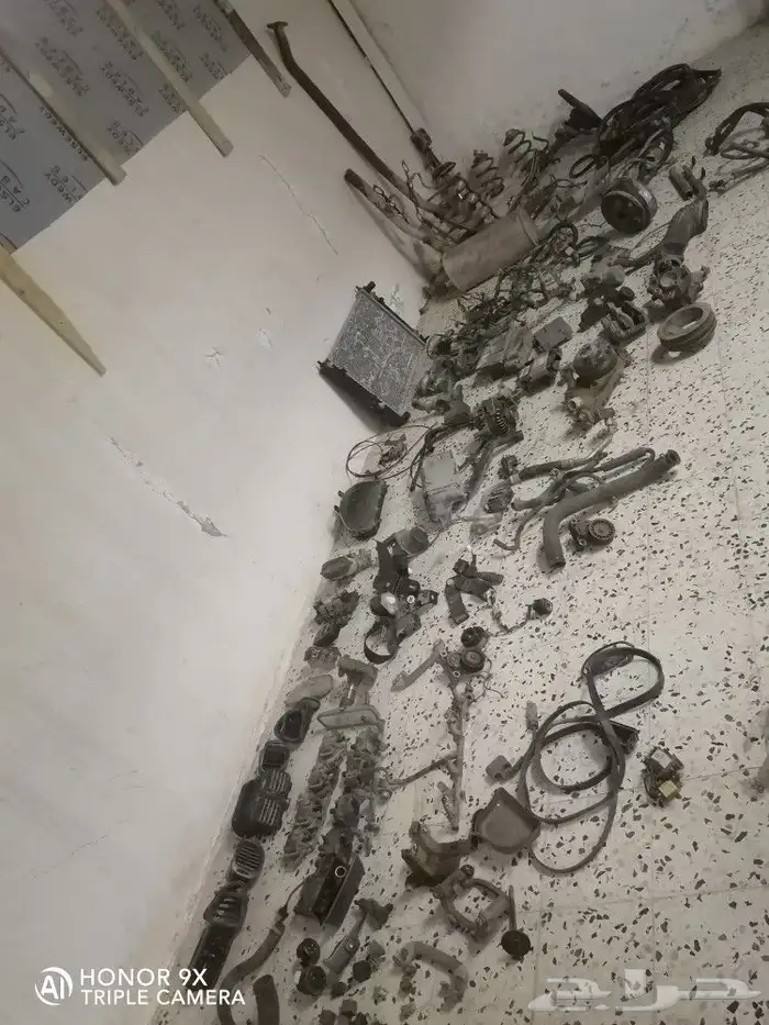 يوجد قطع كابرس 2006 ثمنيه 8سلندر البيع مستعجل 0