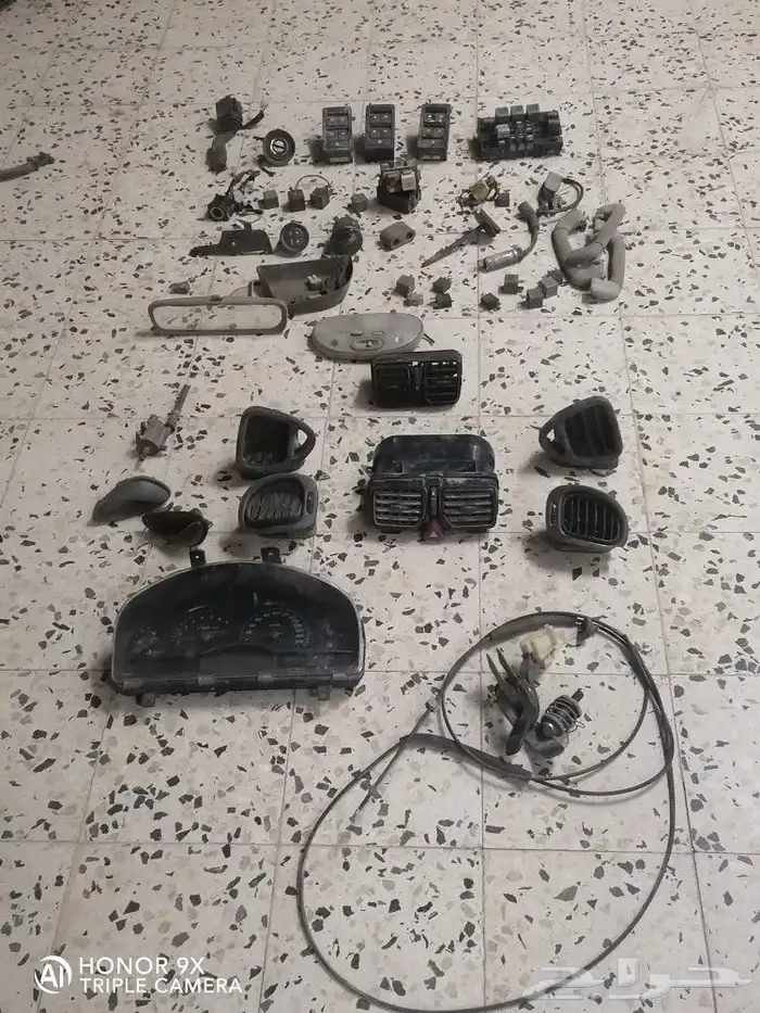 يوجد قطع كابرس 2006 ثمنيه 8سلندر البيع مستعجل 1