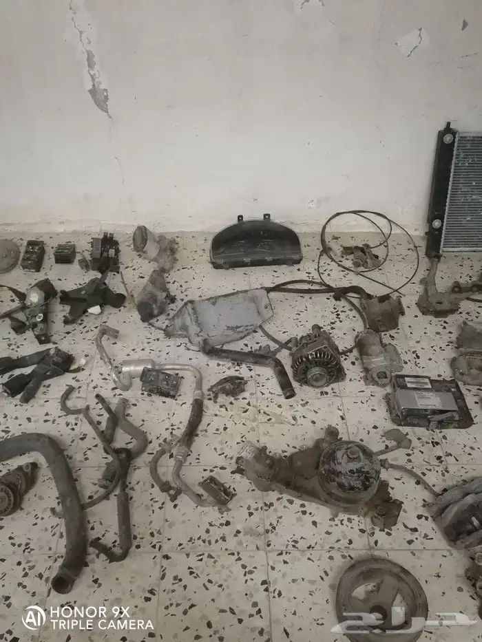 يوجد قطع كابرس 2006 ثمنيه 8سلندر البيع مستعجل 11