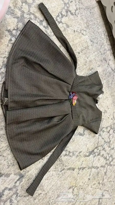 ملابس متنوعه للبيع 2