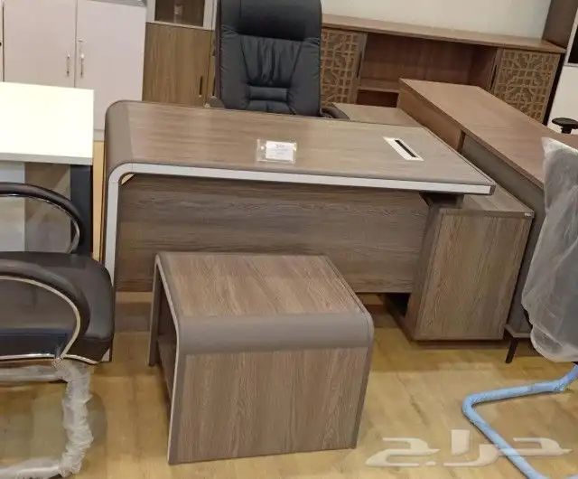 مكتب  مكاتب  مودرن  كلاسك  توصيل وتركيب مكتب 29