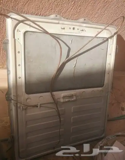 قطع غيار كرسيدا موديل 1984 و 1985مخزنة ونظيفة 2