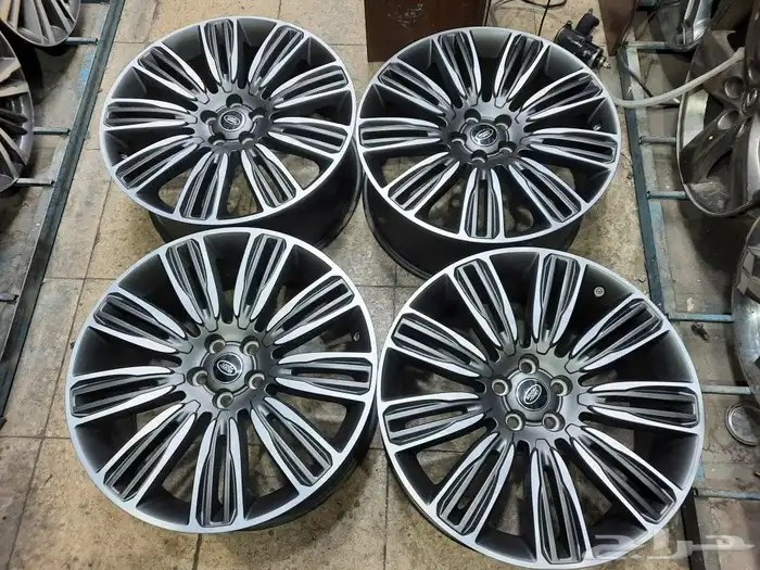 جنوط رنج روفر مقاس 22 اصلي وكاله موديل 2020 8