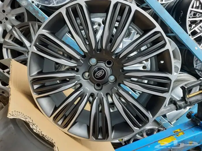 جنوط رنج روفر مقاس 22 اصلي وكاله موديل 2020 4