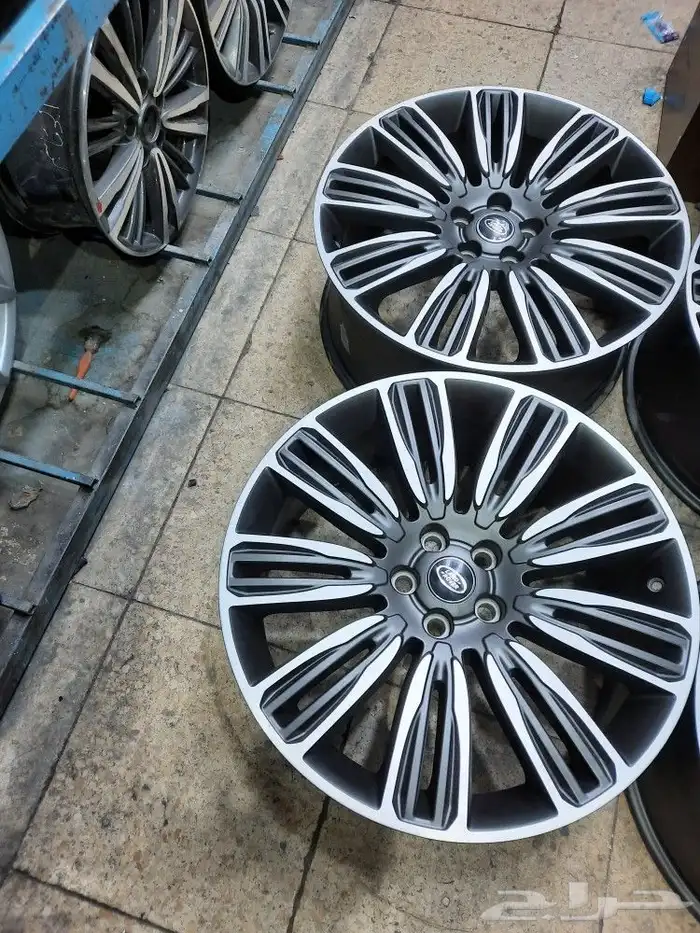 جنوط رنج روفر مقاس 22 اصلي وكاله موديل 2020 14