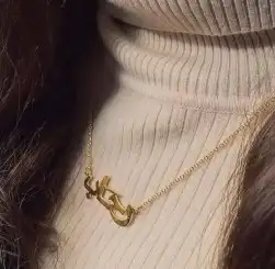 مطليات بالذهب والفضه باسم 18