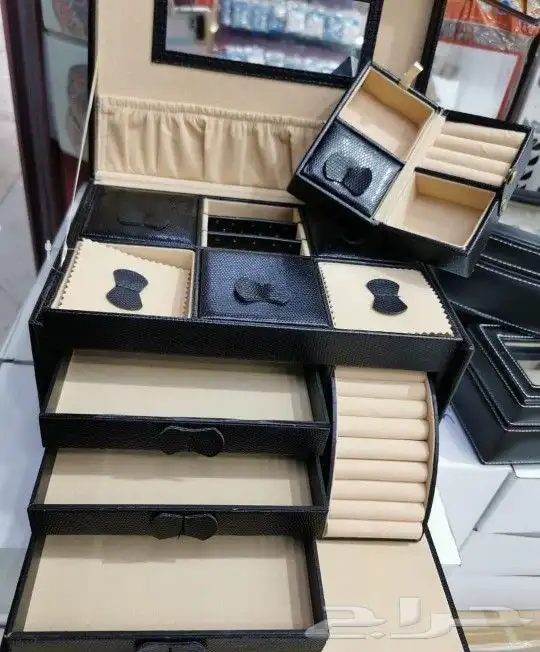 مباخر  صواني  عطورات  فازات ورد 48