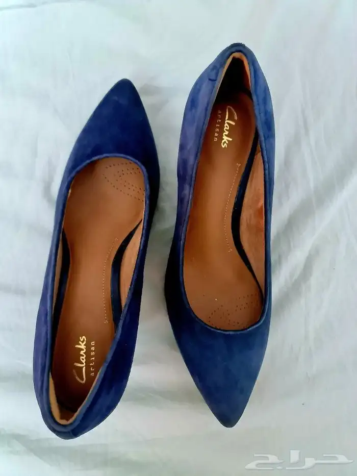 حذاء نسائي مخمل مقاس 42 من كلاركس 0