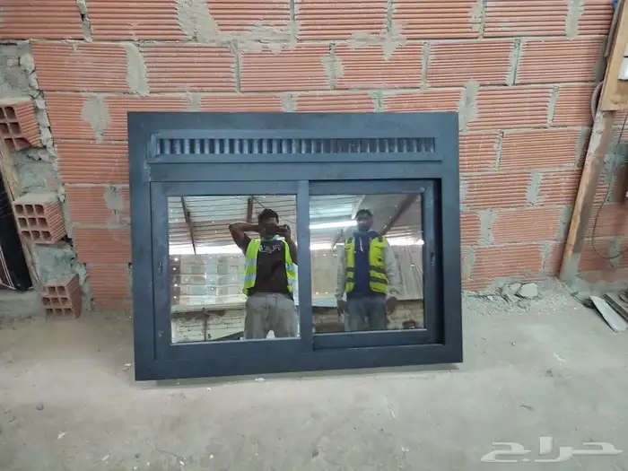 اعمال الالمنيوم والشتر والزجاج سيكوريت 40