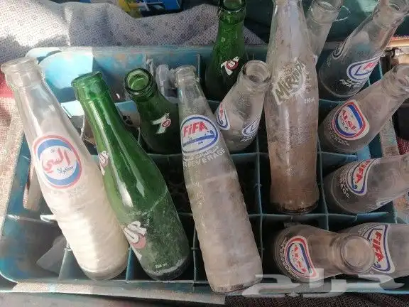 صندوق قوارير كولا وسفن قديم 3