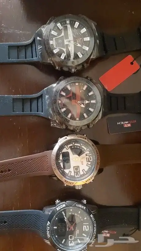 ساعات يد نافي فورس 4