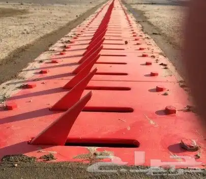 الحواجز الشوكيه السطحية والغاطسه 0509138468 9