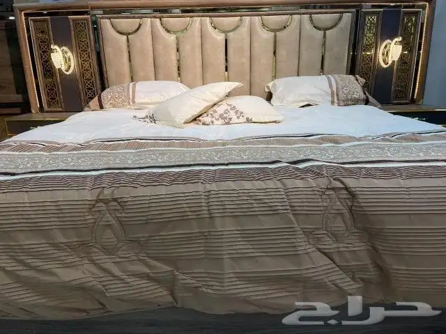 غرف نوم أنيقة من اجود انواع الخشب 4
