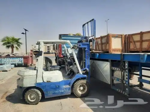 رافعات شوكيه للايجار فواركلفة 0508119399 2