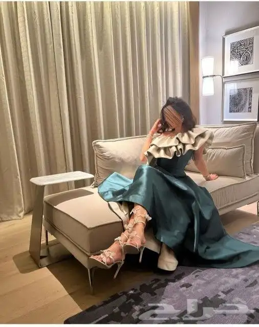 فساتين مشاهير العرب بيع جملة للمحلات التجارية 29