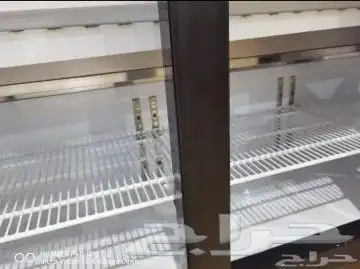 ثلاجة اجبان بزجاج منحني بمستودع مبرد 2
