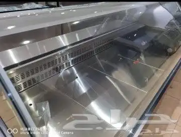 ثلاجة اجبان بزجاج منحني بمستودع مبرد 1
