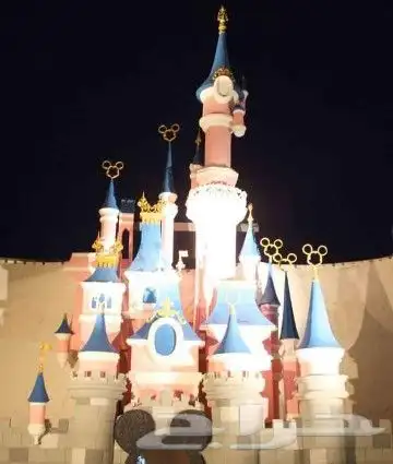 رسام جداريات متخصص ونحات مجسمات 0