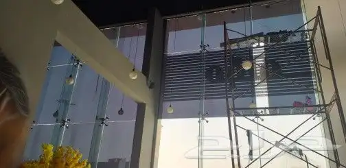 عرض تضليل زجاج نوافذ المنازل والدريشات والمكاتب 10