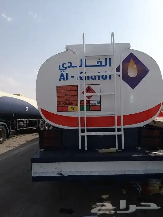 رش بويا توانك الصرف تركيب ستكر ارامكو على التوانك والمعدات 7